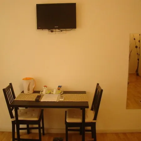 Le Mille E Bed & Breakfast Rome